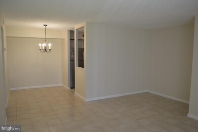 7204 Hilltop Dr unit 6, Brookhaven, PA 19015 - photo 5