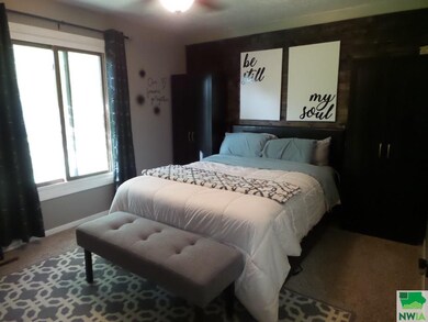 2076 Roundtable Rd unit Rd, Sergeant Bluff, IA 51054 - photo 7