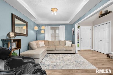 30 Nicholas Ct, Eldridge, IA 52748 - photo 5