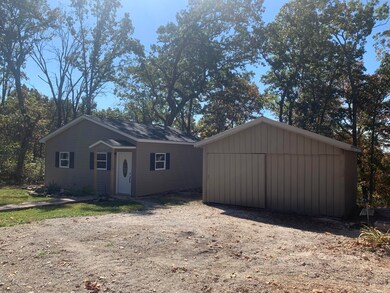 4918 Stallion Bluff Rd, Shell Knob, MO 65747 - photo 3