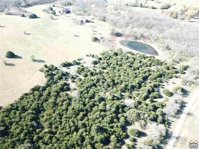 6720 SW 61st St, Topeka, KS 66610 - photo 4