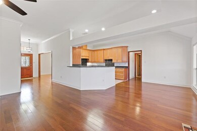 Eat-in dining and kitchen