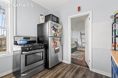 374 S 2nd St unit 33, Brooklyn, NY 11211 - photo 6