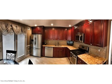 282 Malvine Ave, Staten Island, NY 10309 - photo 5