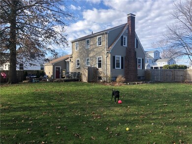 94 Beechcrest St, Warwick, RI 02888 - photo 2