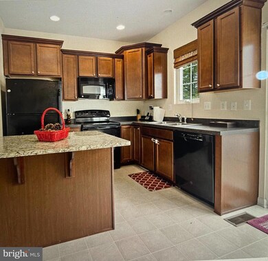 11717 Sunningdale Place, Waldorf, MD 20602 - photo 7