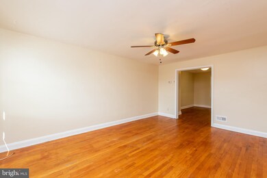 3828 Elmley Ave, Baltimore, MD 21213 - photo 5