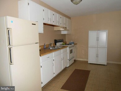 448 S Washington St unit 2, Berkeley Springs, WV 25411 - photo 5