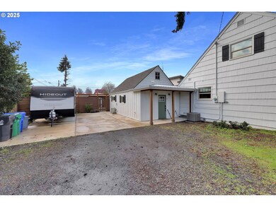 2580 Gilham Rd, Eugene, OR 97408 - photo 3