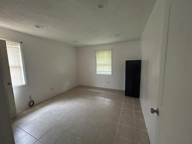 311 Walnut St, Summit, MS 39666 - photo 6