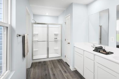YV5641a31f938b43_OwnersBathroomcopy