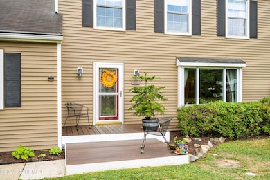 07-Front Door