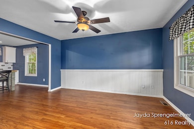 5450 Golfcrest Ct SW, Wyoming, MI 49509 - photo 7