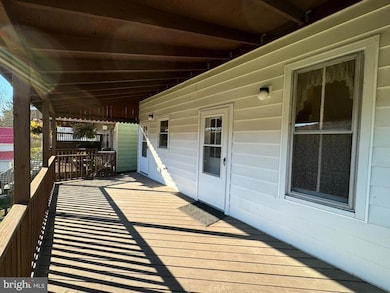 211 Valley St, Tuscarora, PA 17925 - photo 7