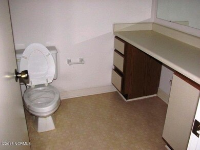 107 Coppers Master Bathroom