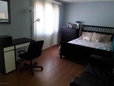 3534B Amboy Rd unit 2, Staten Island, NY 10306 - photo 7