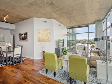 sits high above everything to the west with expansive and open feel