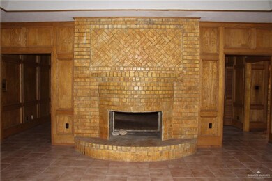 301 S 7th St, Donna, TX 78537 - photo 6