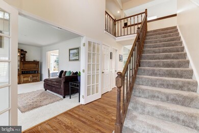 3520 Honey Locust Ct, Fairfax, VA 22033 - photo 4