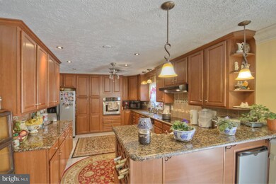 97 Whispering Pines Ln, Stafford, VA 22556 - photo 3