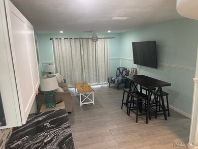 1412 SE Paradise Ave unit 2, Crystal River, FL 34429 - photo 5