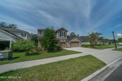 2962 Sanford Dr, Jacksonville, FL 32216 - photo 3