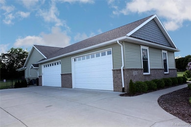 4 car Garage