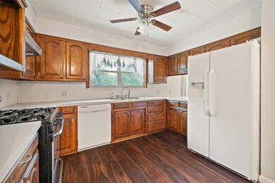 2428 County Road 911, Joshua, TX 76058 - photo 7