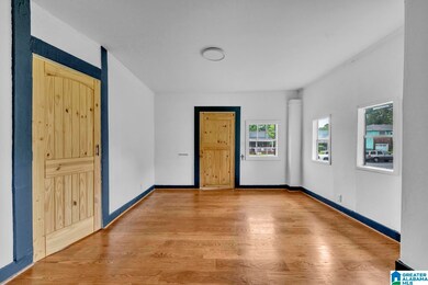 1516 30th St N, Birmingham, AL 35234 - photo 4