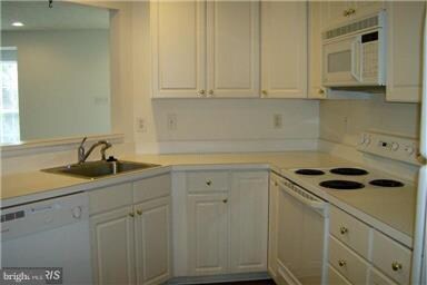 4230 Maple Path Cir, Nottingham, MD 21236 - photo 4