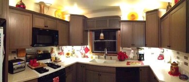 720 Virginia Ave, Midland, PA 15059 - photo 2