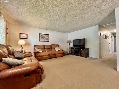 160 Heather Dr, Stanfield, OR 97875 - photo 2