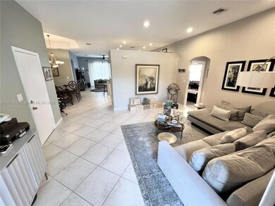 16516 SW 51st Terrace, Miami, FL 33185 - photo 6