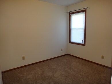 112 Highland Ct, Jacksonville, NC 28540 - photo 6