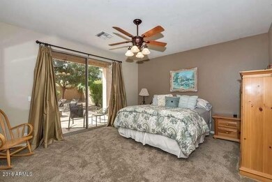 1735 E Washington Ct Gilbert-small-017-1