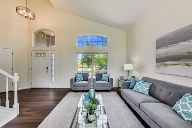 1911 Spice Cir, Naperville, IL 60565 - photo 4