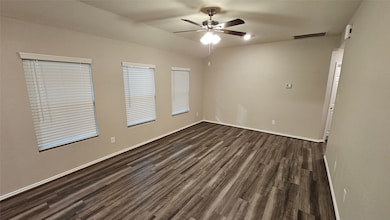 8131 Blooming Meadow Ln, Houston, TX 77016 - photo 2