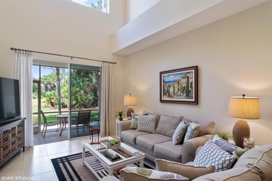 03_7024TorreyPinesWay_1_LivingRoom_HiRes