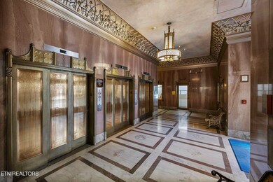 603 W Main St unit 503, Knoxville, TN 37902 - photo 3