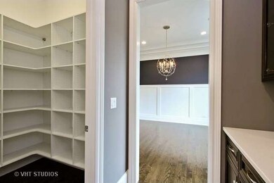 237 N Illinois St, Elmhurst, IL 60126 - photo 5