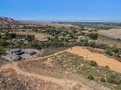 1933 Hidden Hollow Ct, Grand Junction, CO 81507 - photo 5