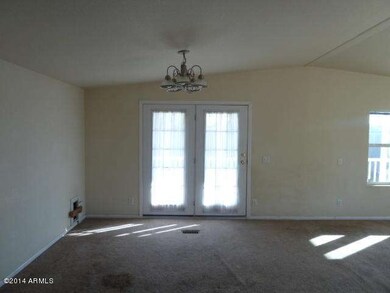 023-257530 Dining Room