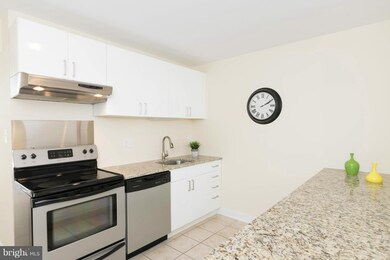 9804 Kingsbridge Dr unit 101C, Fairfax, VA 22031 - photo 7
