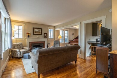 81 Warren St, Concord, NH 03301 - photo 5