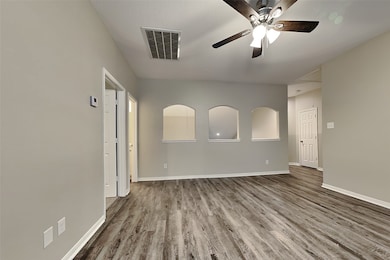 9911 Valance Way, Conroe, TX 77385 - photo 5