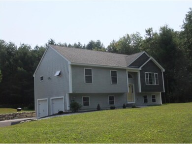 6 Phyllis Dr, Hooksett, NH 03106 - photo 2