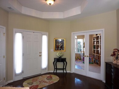 FOYER