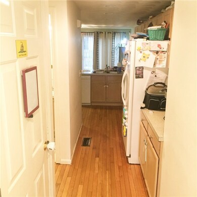 450 Providence St unit 4, West Warwick, RI 02893 - photo 2