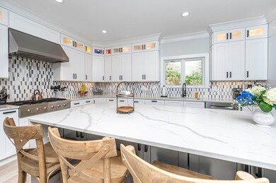 1 Lincoln Ct, Medfield, MA 02052 - photo 5