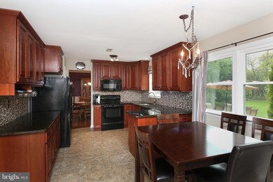 190 Logan Dr, Hatfield, PA 19440 - photo 6